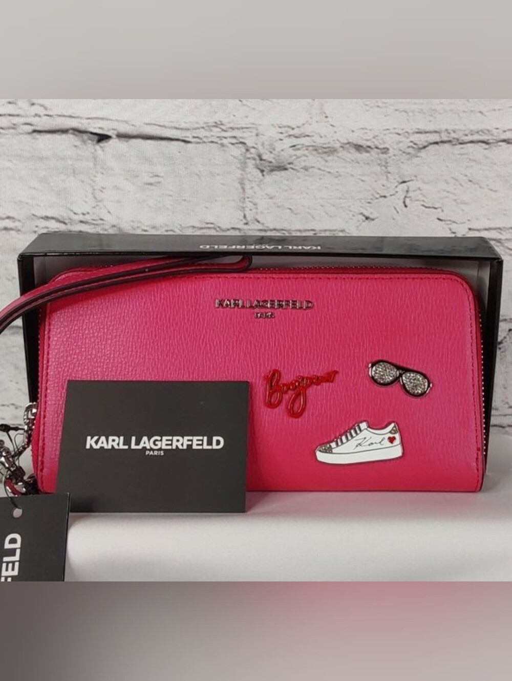'KARL LAGERFELD' LEATHER EMBELLISHED WALLET WRISTLET NEWw/BOX